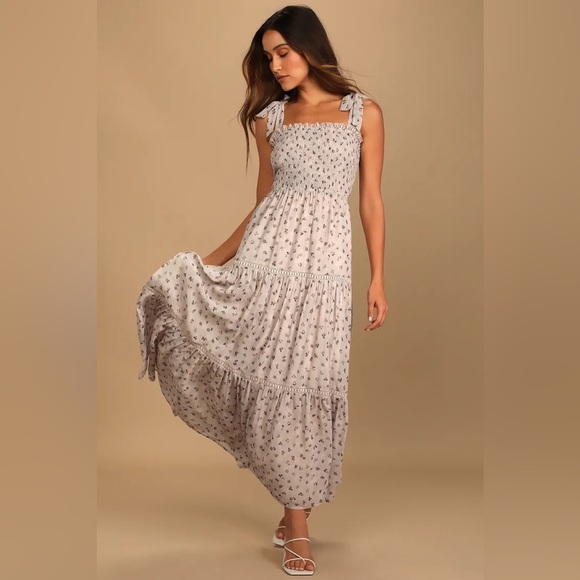 Lulu’s blooming perfection dress - brand new with tags - Picture 1 of 4